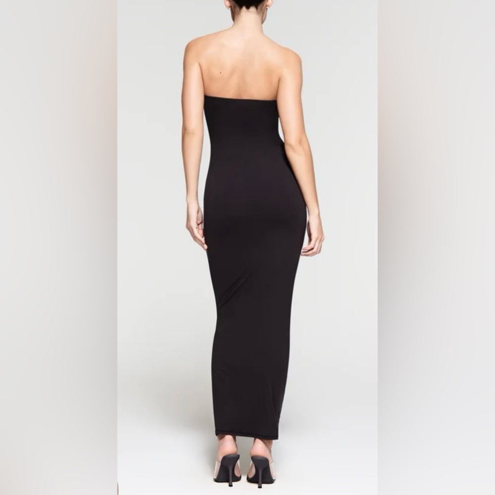 Skims Fits Everybody Tube Dress in Onyx NWT - Picture 2 of 9